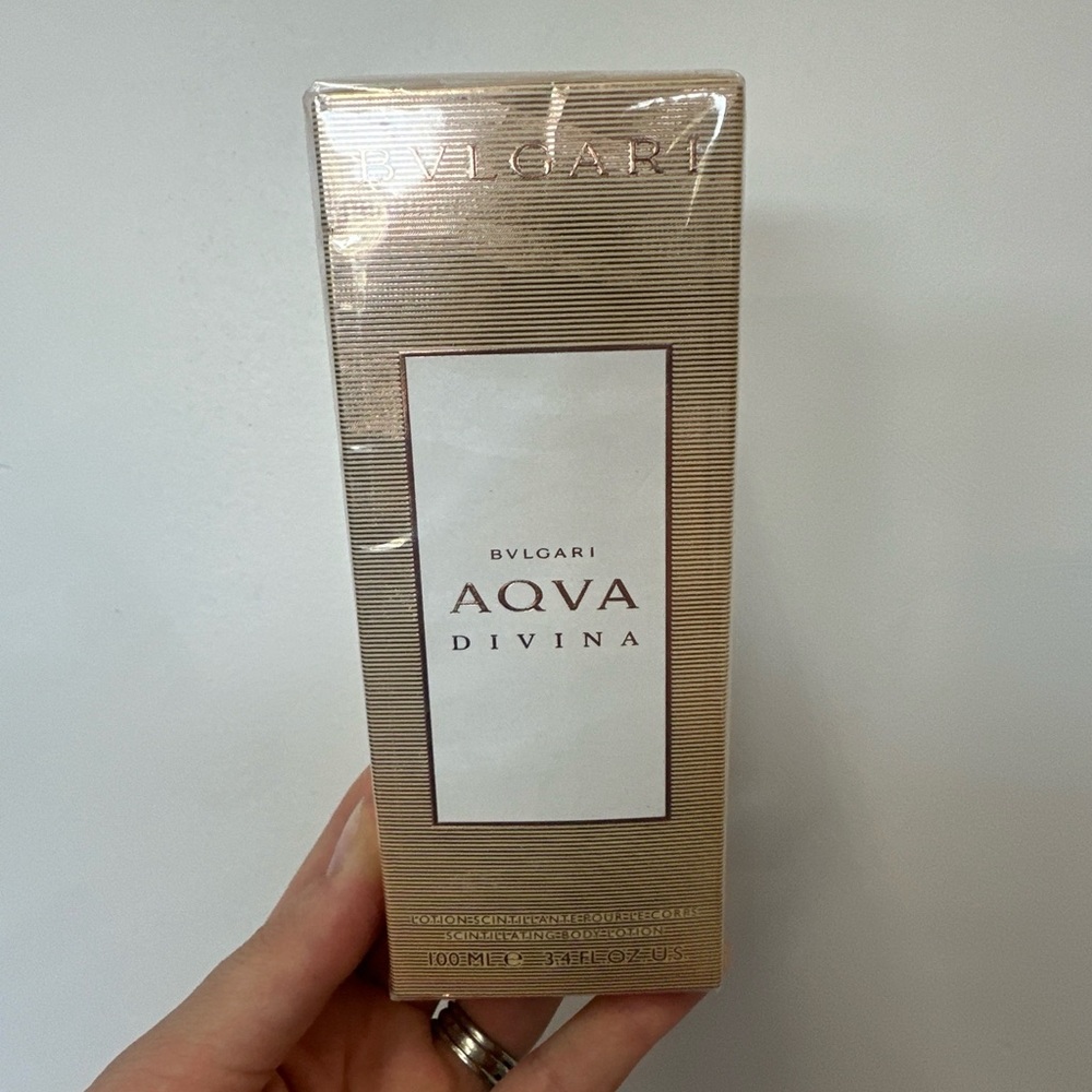 Bvlgari Aqva Divina Scintillating Body Lotion